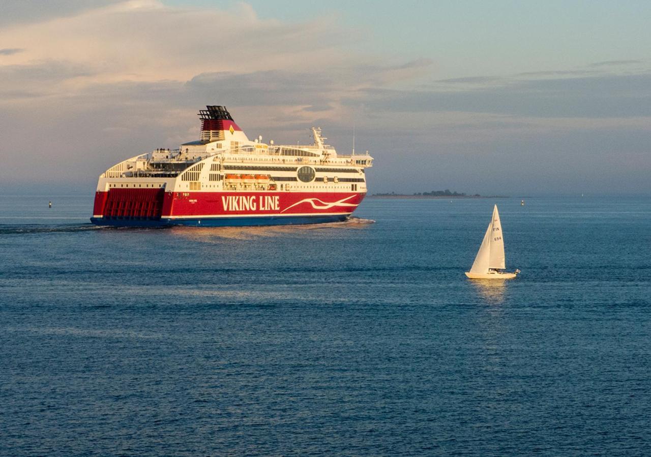 Viking Line Ferry Viking Xprs - Night Cruise From  Helsinki